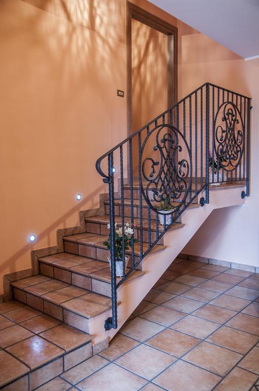 Casale Delle Rose B&B Fattoria Montepagano Kültér fotó