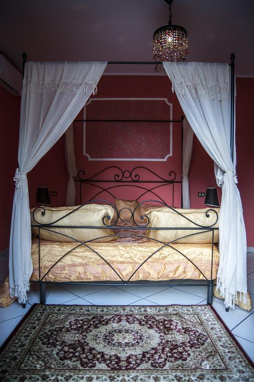 Casale Delle Rose B&B Fattoria Montepagano Kültér fotó